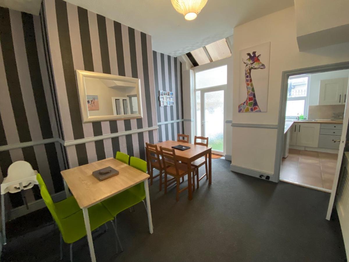 Blackpool Abode - Seaside Cove エクステリア 写真